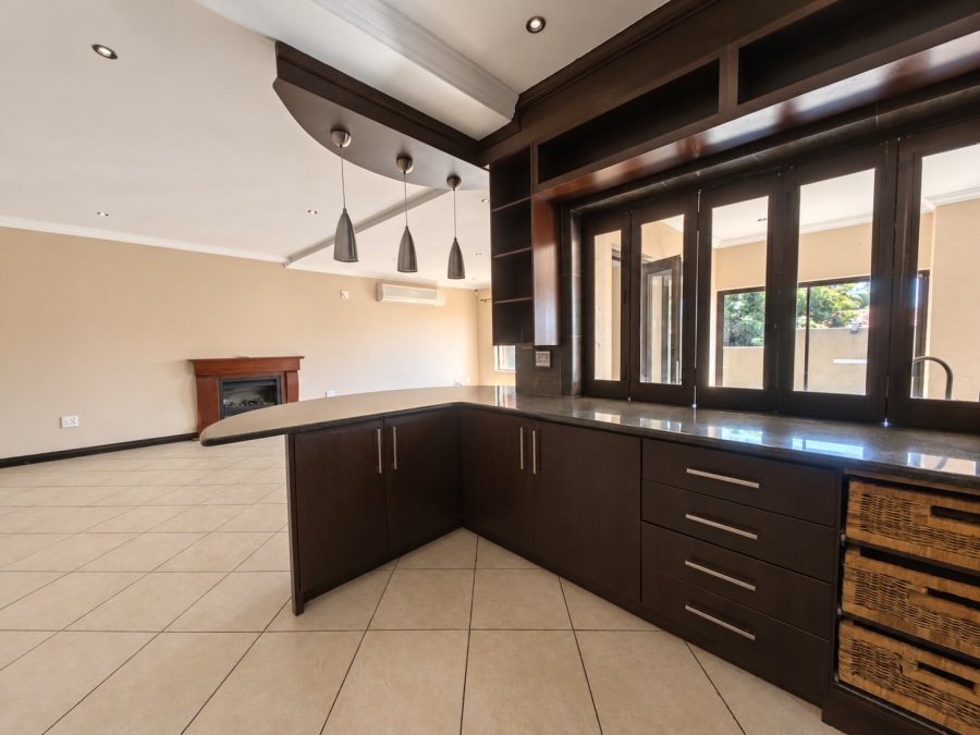 4 Bedroom Property for Sale in Boschdal North West